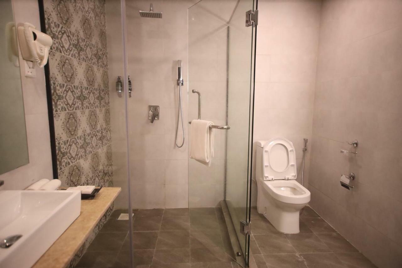 Prideinn Plaza Nairobi Airport Mlolongo Bagian luar foto