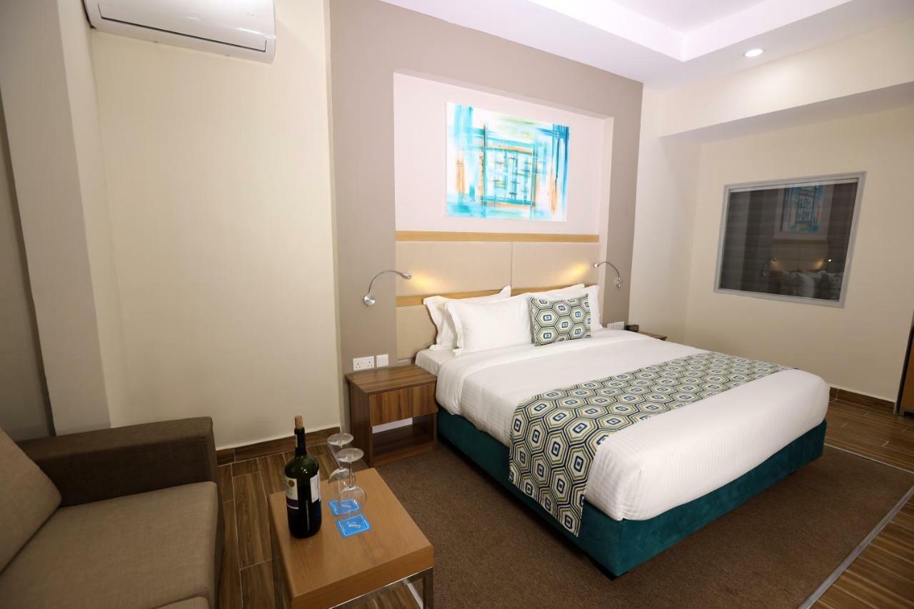 Prideinn Plaza Nairobi Airport Mlolongo Bagian luar foto