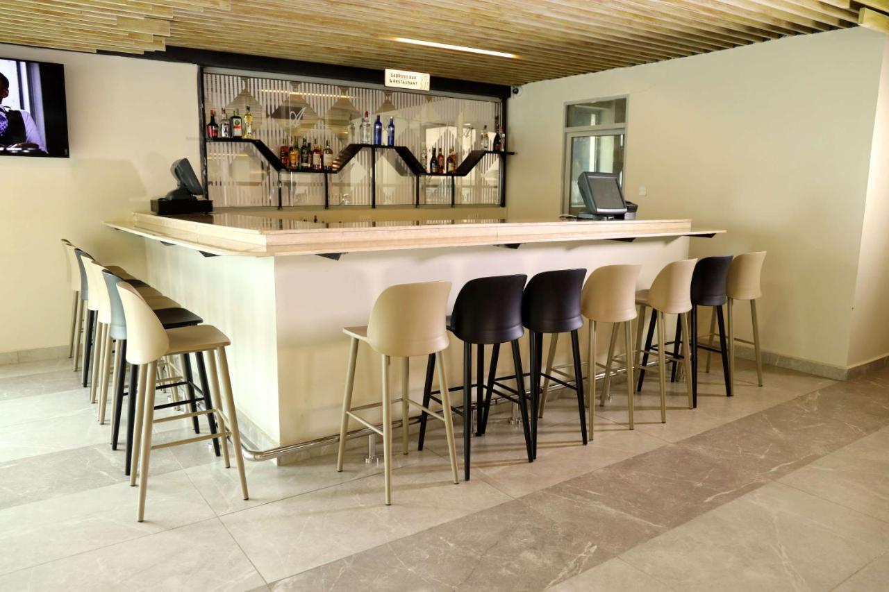Prideinn Plaza Nairobi Airport Mlolongo Bagian luar foto